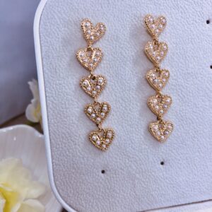 arete tira de corazones