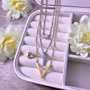 Set Pirámides: Collar con topos